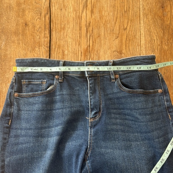 Loft Outlet Curvy skinny jeans size 8 - Picture 8 of 9